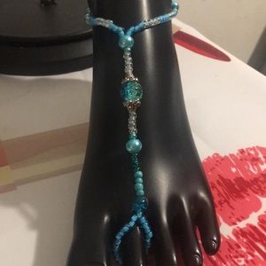 Gorgeous handmade toe n ankle bracelet.